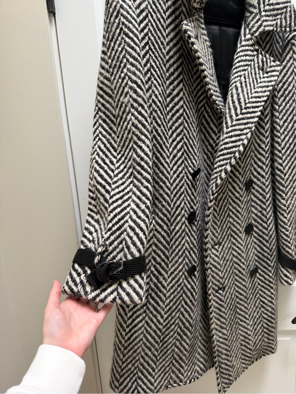 Saint Laurent Black & Ecru Herringbone Wool Belted Coat - Picture 3 of 7